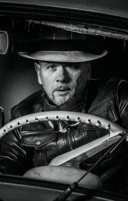 Photographe Toulouse, portrait adulte, voiture ancienne, laurent Belet